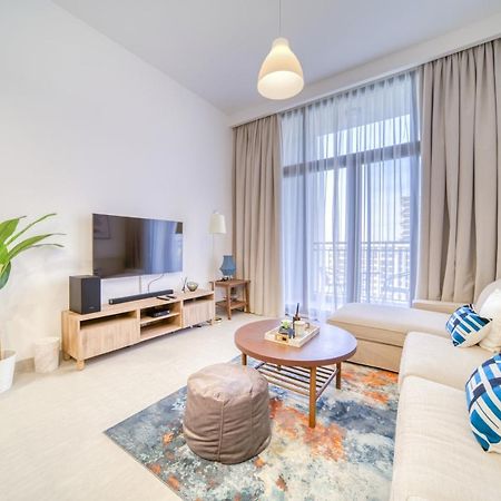 Sophisticated 1Br At Town Square Rawda Dubailand By Deluxe Holiday Homes Exteriör bild